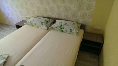 Гостиница Guest House Iris Евпатория